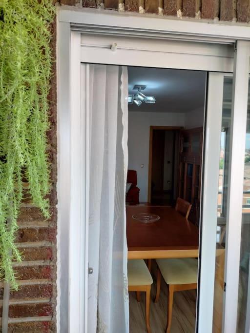 Apartamento Deluxe El Camino Alcalá de Henares Dış mekan fotoğraf