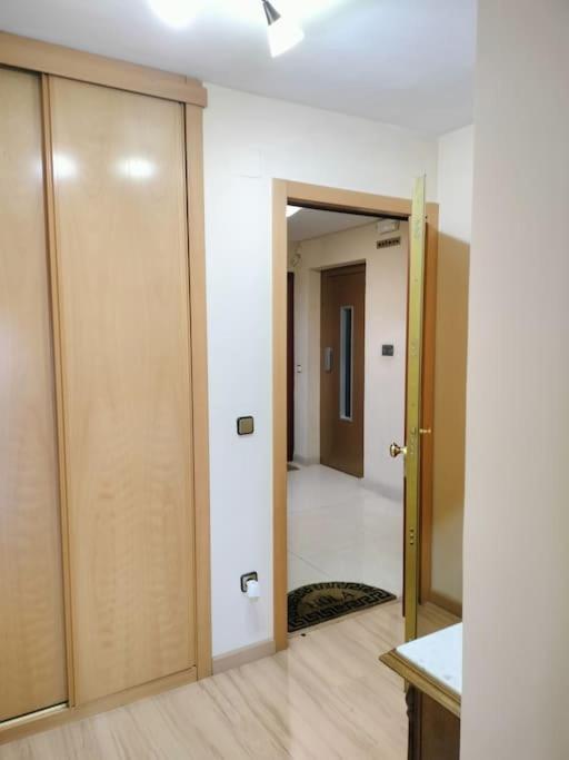 Apartamento Deluxe El Camino Alcalá de Henares Dış mekan fotoğraf