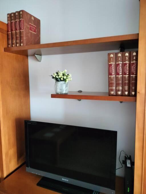 Apartamento Deluxe El Camino Alcalá de Henares Dış mekan fotoğraf